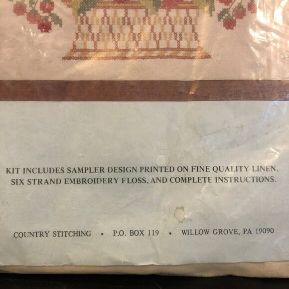Country Stitching Strawberry Basket Cross Stitch Kit Fiber Craft - Picture 3 of 5